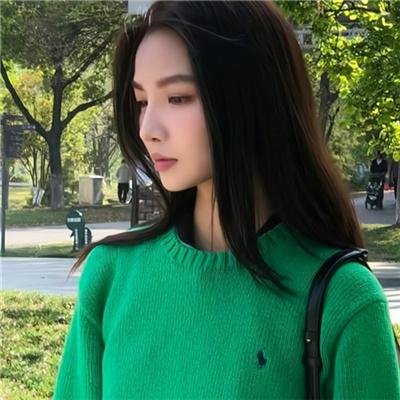 艳谍飘香